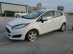 2015 Ford Fiesta Se Белый vin: 3FADP4EJ3FM111272