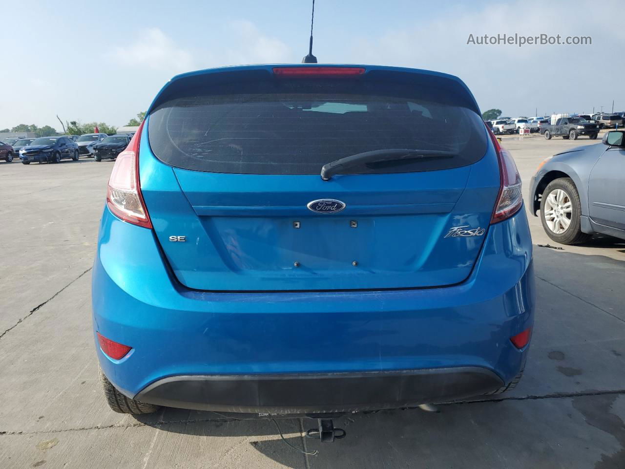 2015 Ford Fiesta Se Blue vin: 3FADP4EJ3FM117895