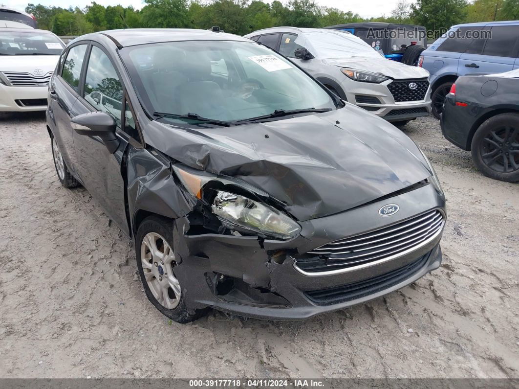 2015 Ford Fiesta Se Серый vin: 3FADP4EJ3FM184481