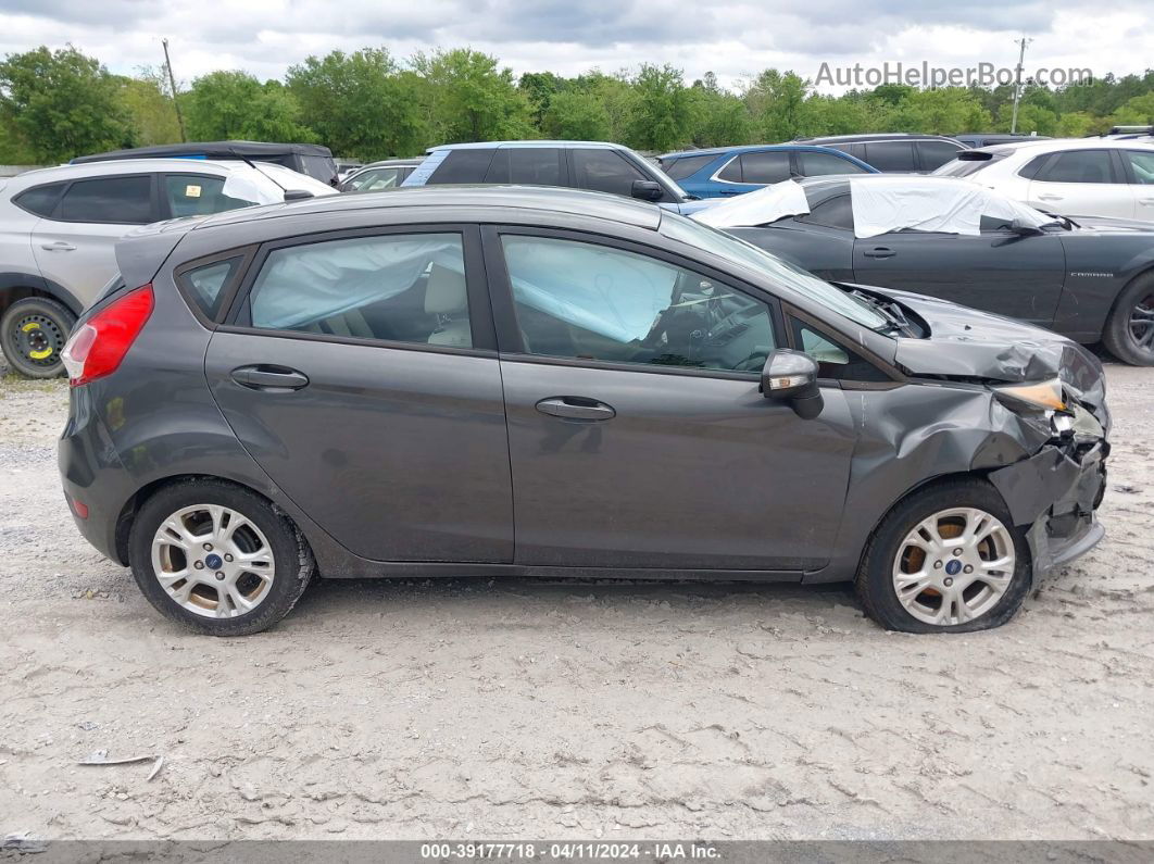 2015 Ford Fiesta Se Серый vin: 3FADP4EJ3FM184481