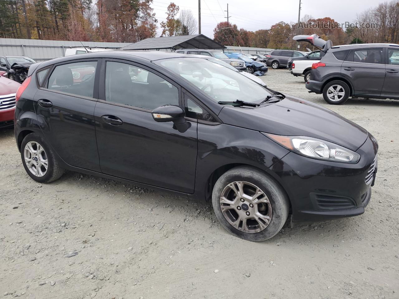 2015 Ford Fiesta Se Черный vin: 3FADP4EJ3FM204986