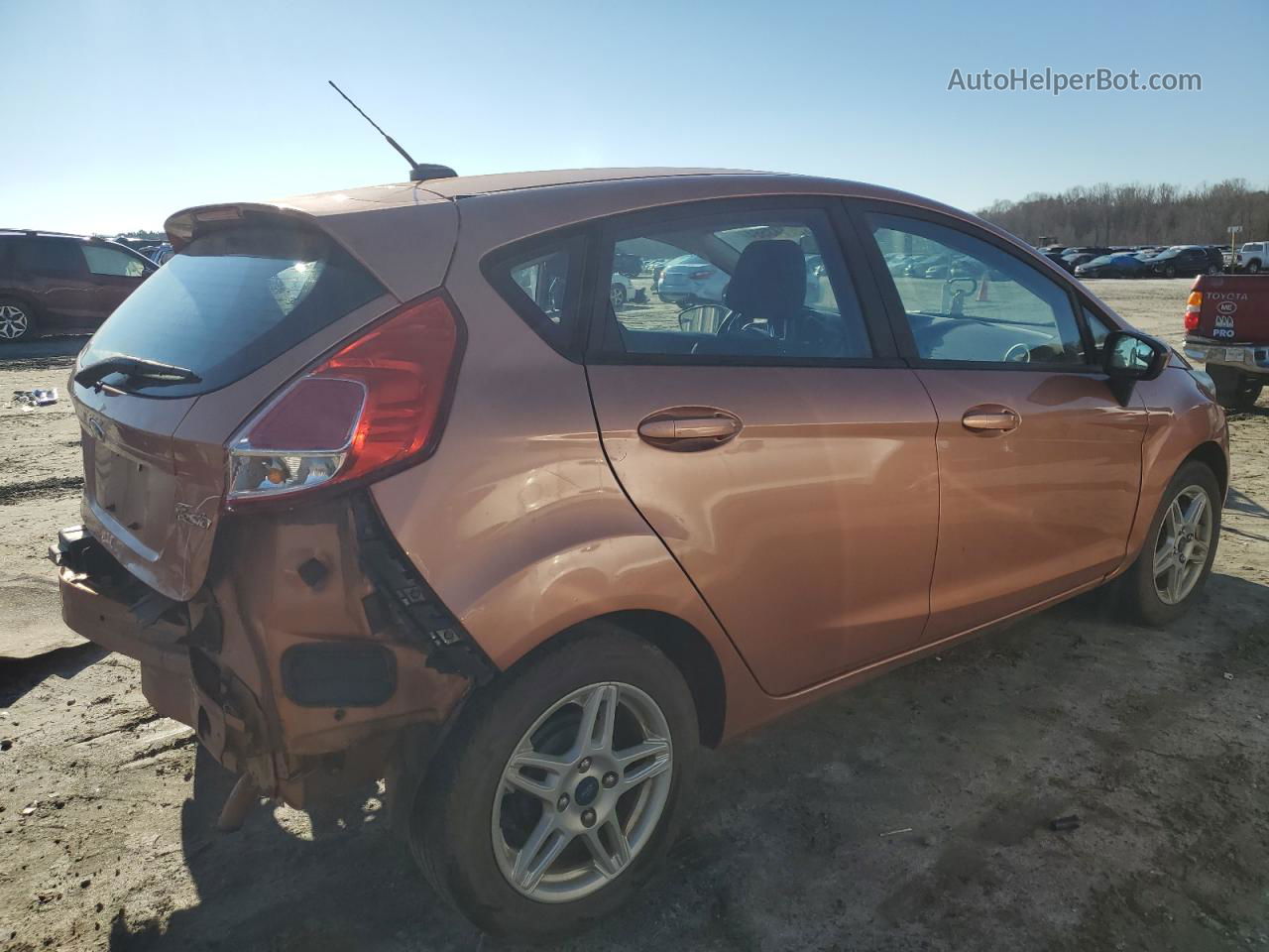 2017 Ford Fiesta Se Orange vin: 3FADP4EJ3HM109217