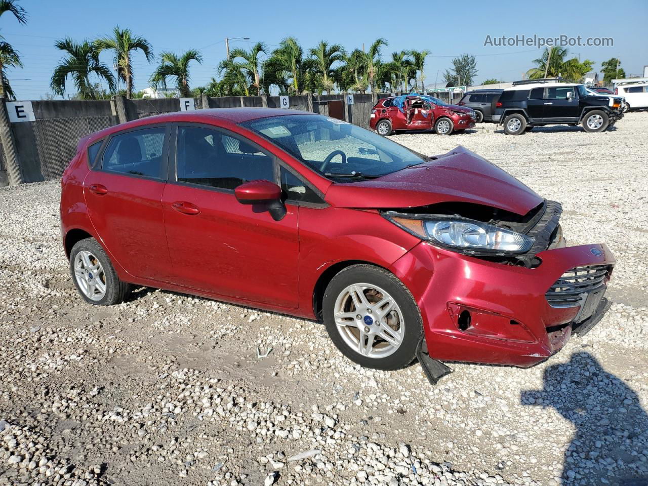 2017 Ford Fiesta Se Red vin: 3FADP4EJ3HM119763