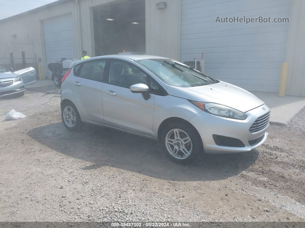 2017 Ford Fiesta Se Silver vin: 3FADP4EJ3HM142556