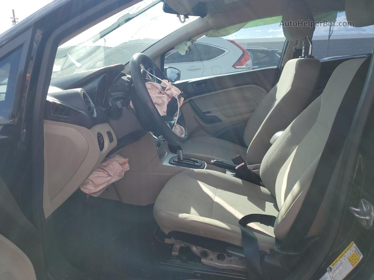 2019 Ford Fiesta Se Черный vin: 3FADP4EJ3KM117020