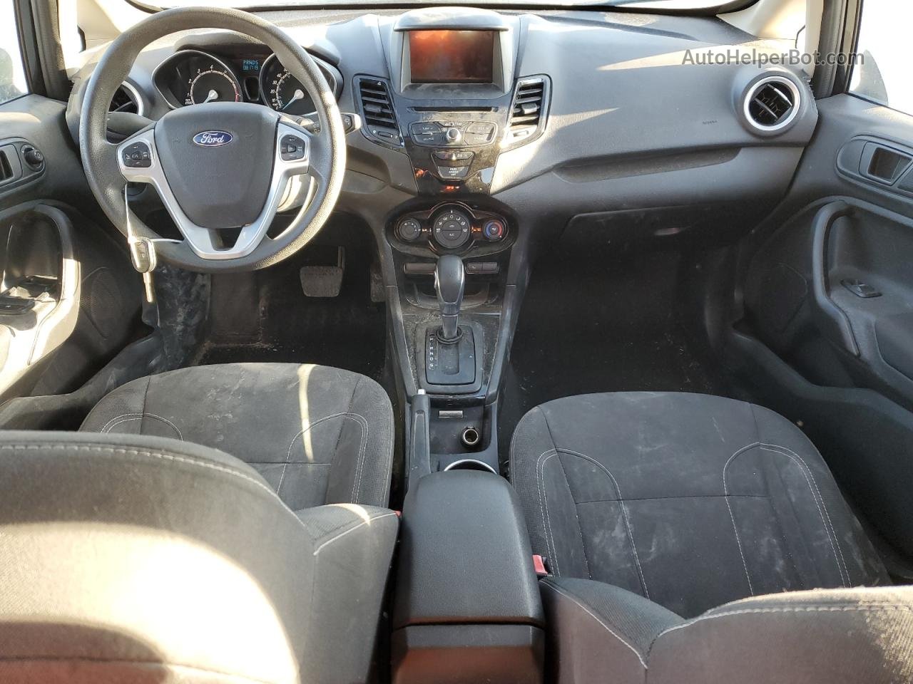 2019 Ford Fiesta Se Black vin: 3FADP4EJ3KM134108