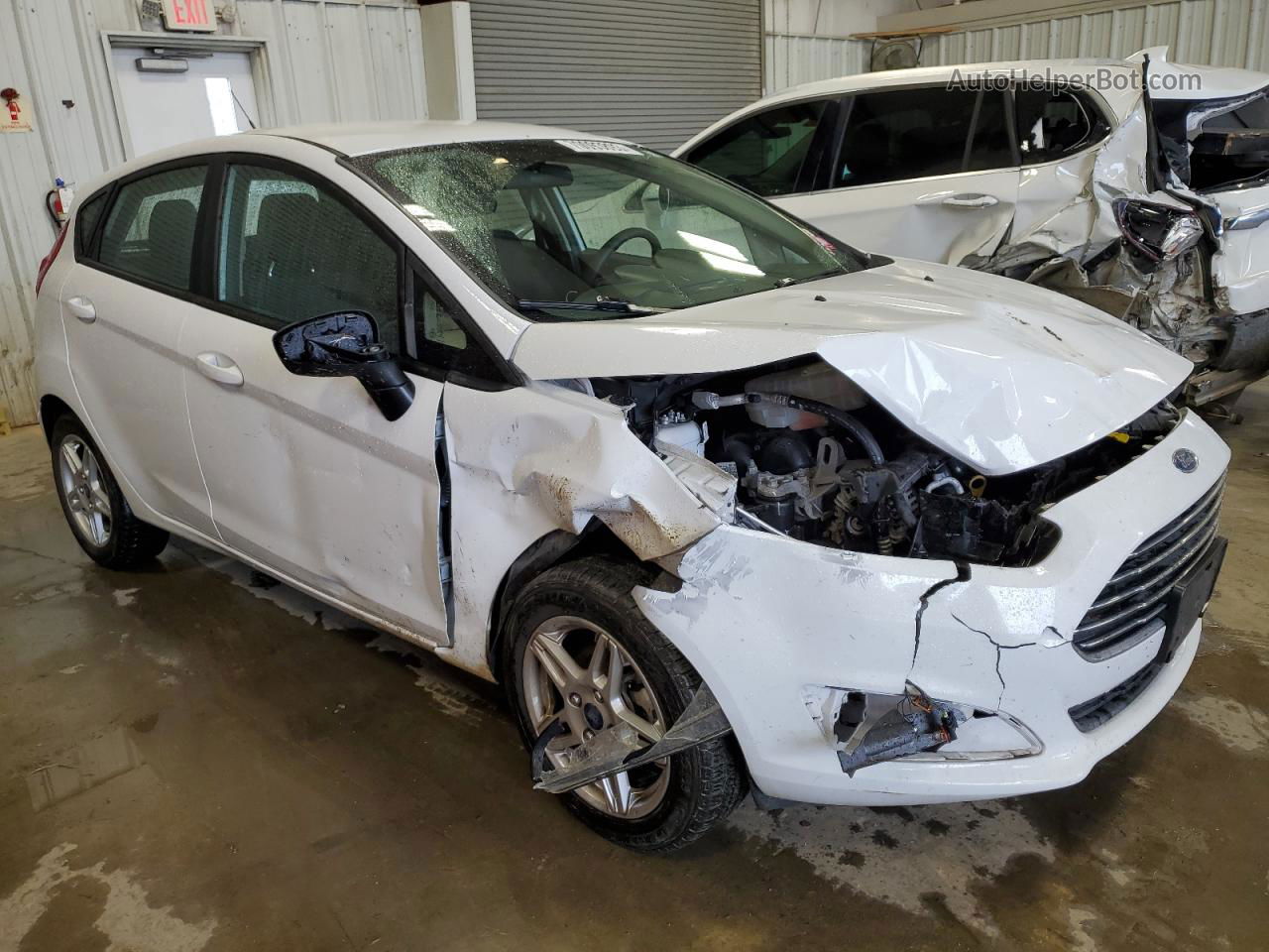 2019 Ford Fiesta Se White vin: 3FADP4EJ3KM142824