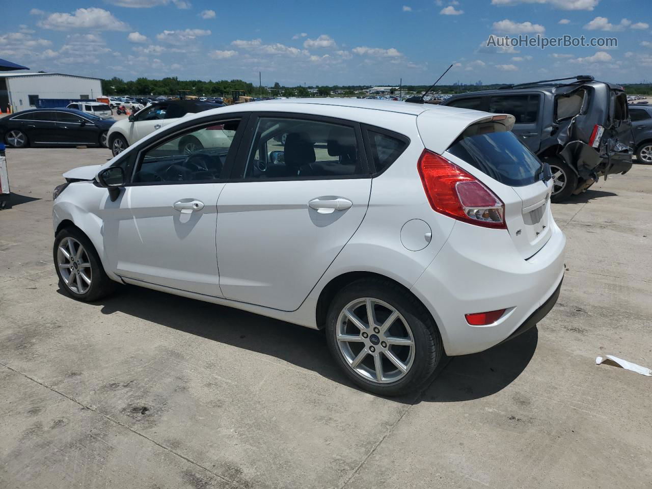 2019 Ford Fiesta Se Белый vin: 3FADP4EJ3KM148610