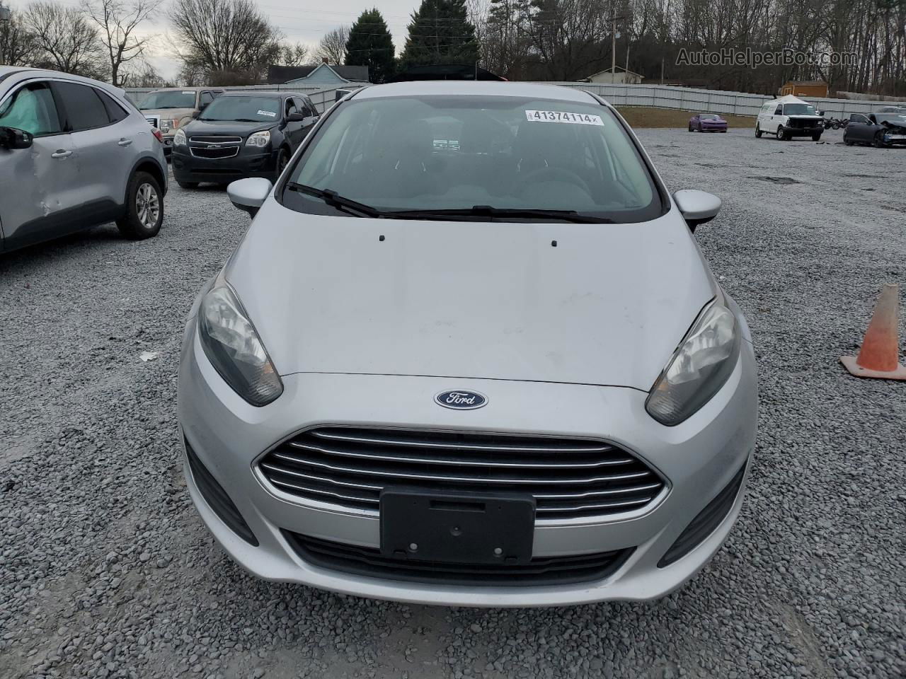 2019 Ford Fiesta Se Silver vin: 3FADP4EJ3KM155606