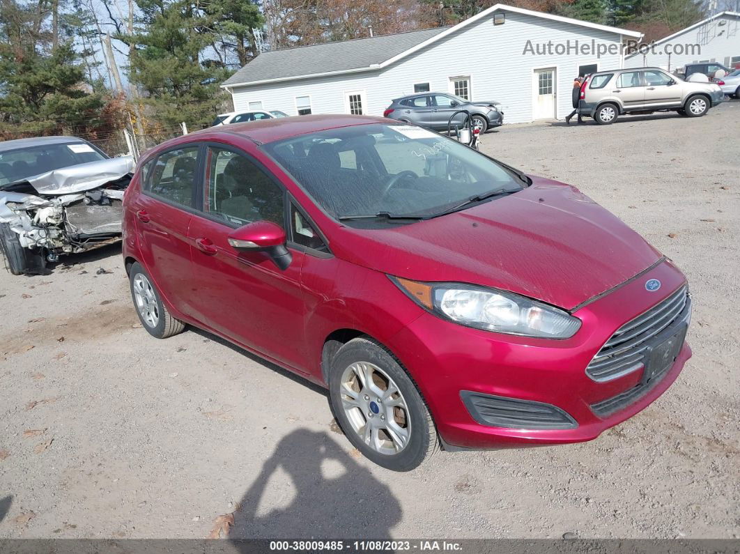 2015 Ford Fiesta Se Красный vin: 3FADP4EJ4FM171657