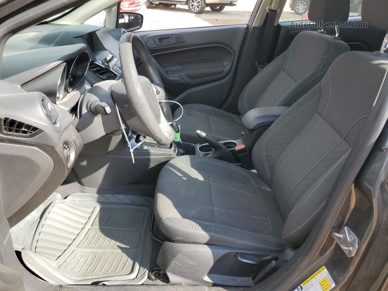 2019 Ford Fiesta Se Серый vin: 3FADP4EJ4KM143660