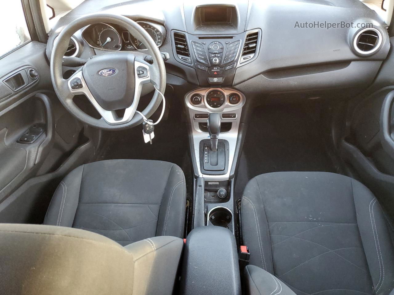 2019 Ford Fiesta Se Black vin: 3FADP4EJ4KM160720