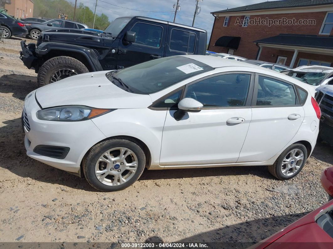 2015 Ford Fiesta Se White vin: 3FADP4EJ5FM172977