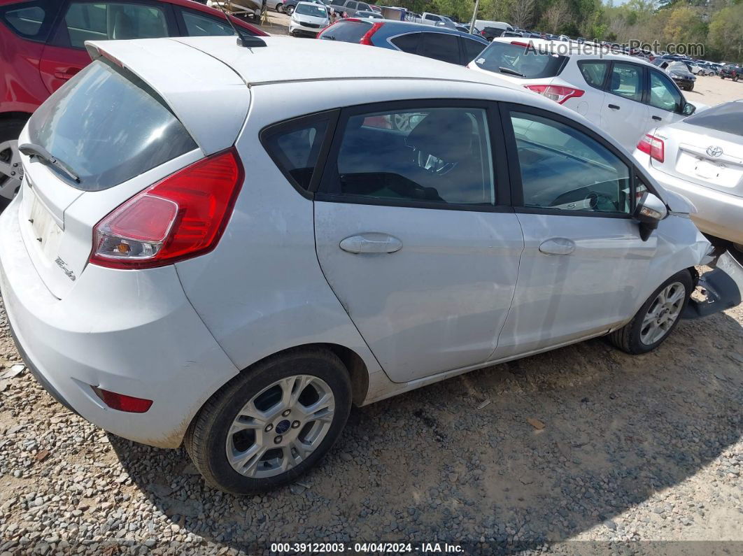 2015 Ford Fiesta Se White vin: 3FADP4EJ5FM172977