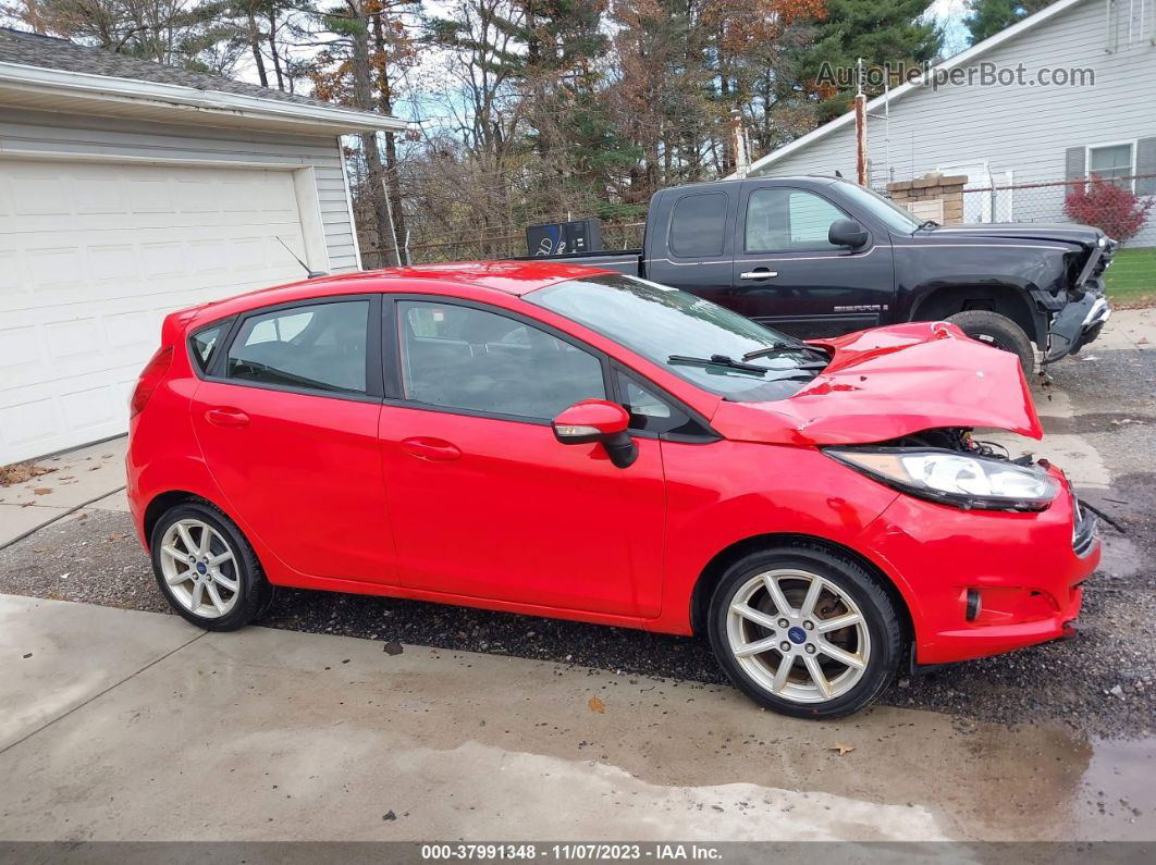 2015 Ford Fiesta Se Red vin: 3FADP4EJ5FM208926