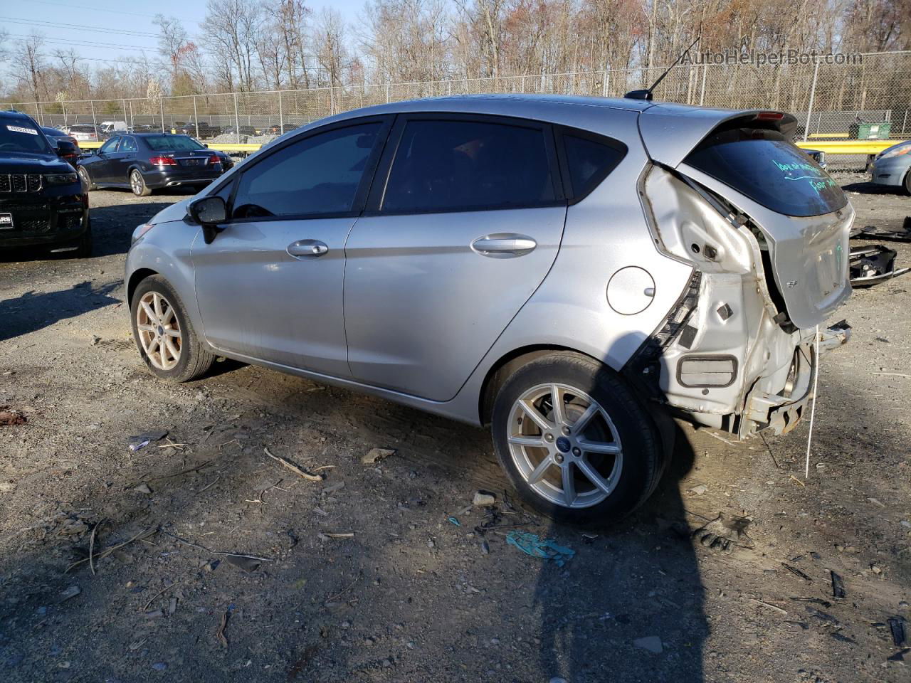 2019 Ford Fiesta Se Silver vin: 3FADP4EJ5KM107038