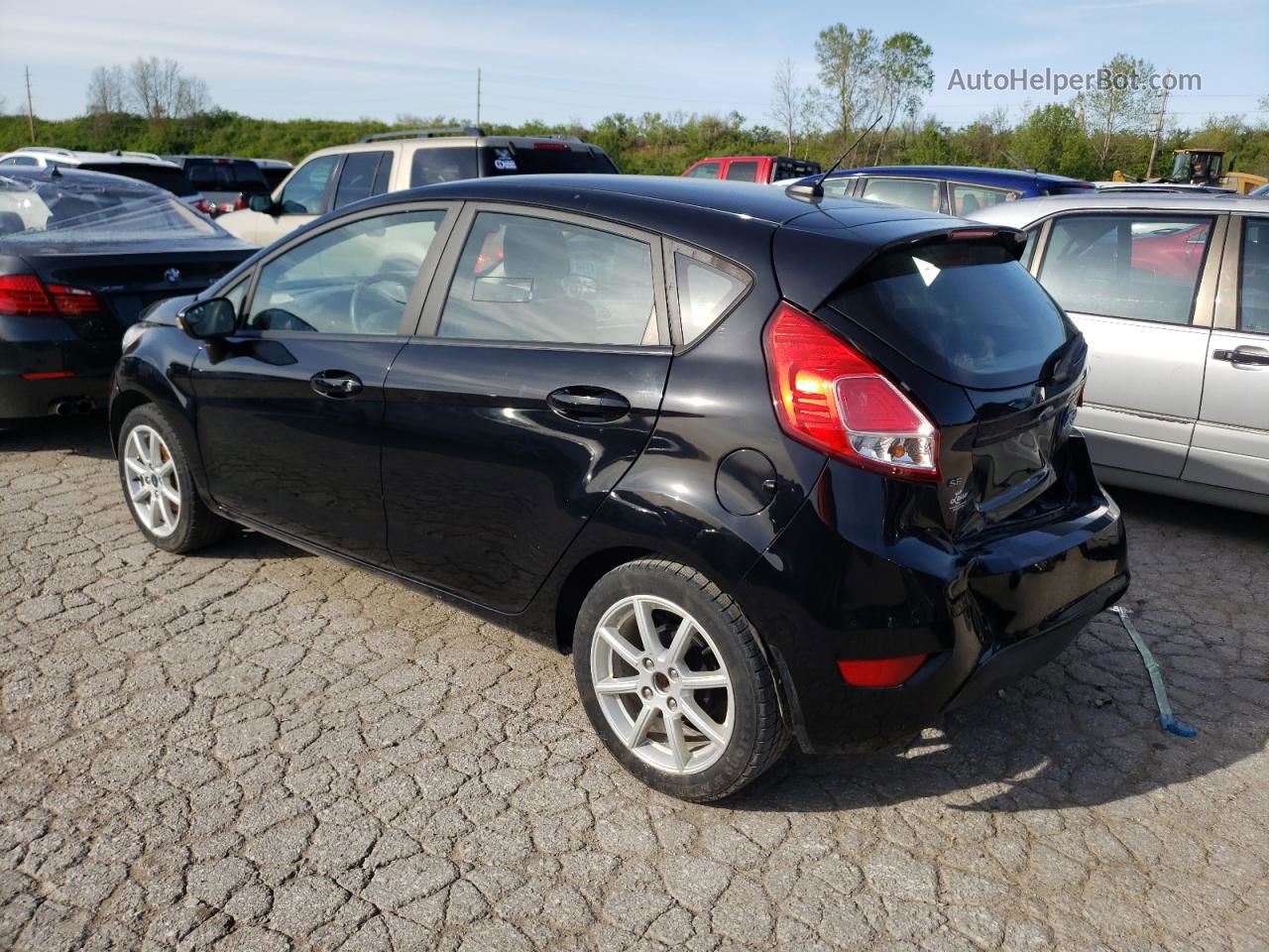 2019 Ford Fiesta Se Черный vin: 3FADP4EJ5KM112188