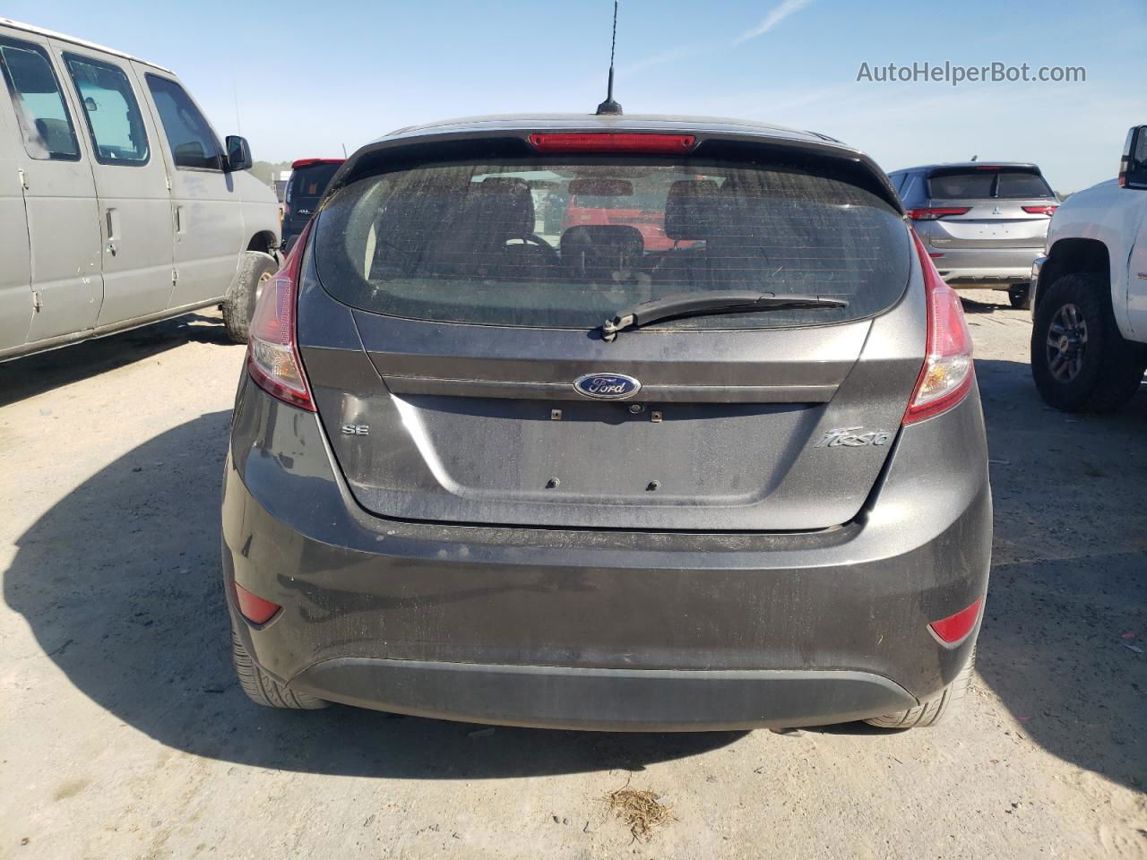 2019 Ford Fiesta Se Gray vin: 3FADP4EJ5KM136975