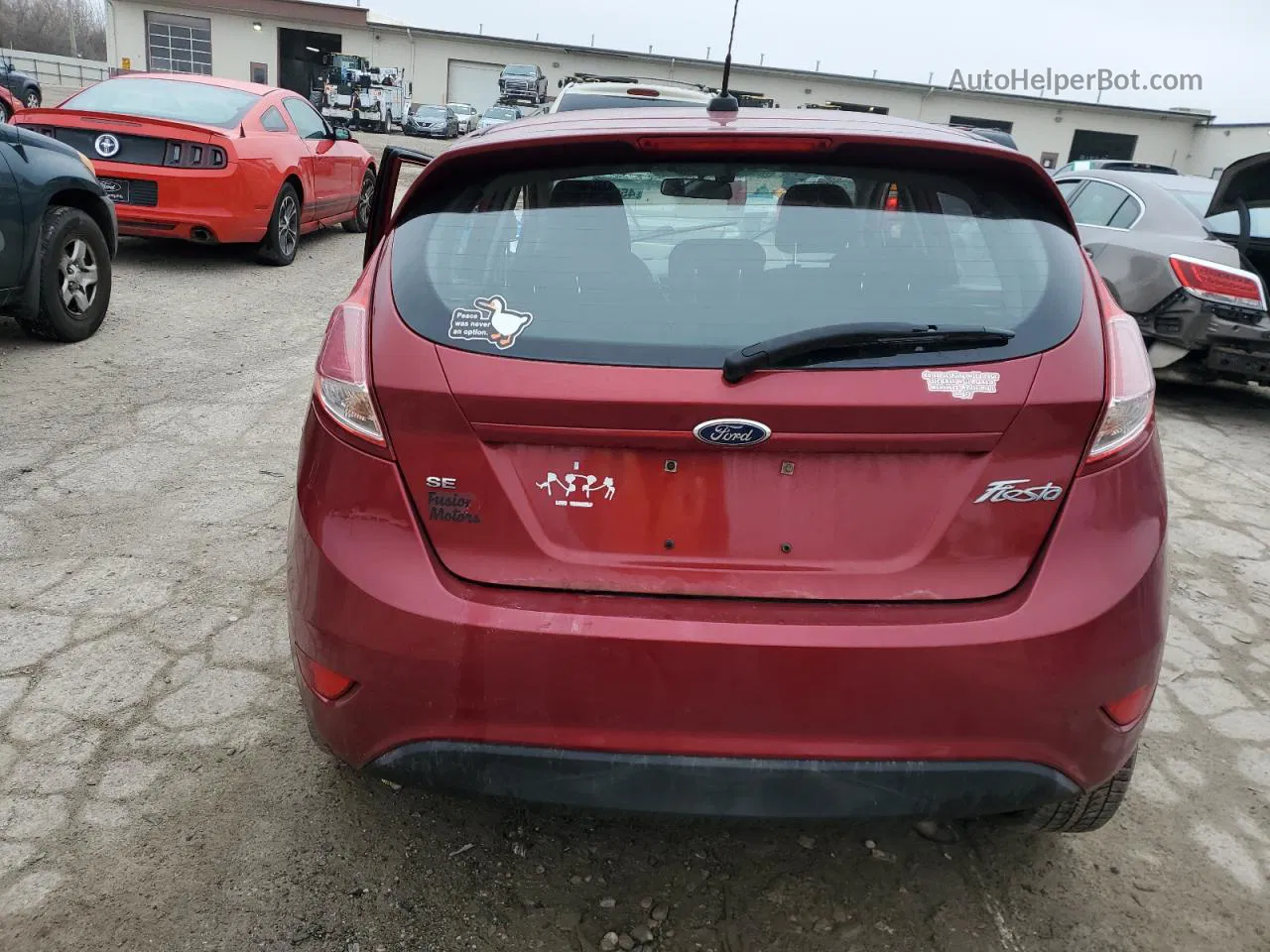 2015 Ford Fiesta Se Красный vin: 3FADP4EJ6FM109340