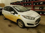 2015 Ford Fiesta Se Белый vin: 3FADP4EJ6FM200107