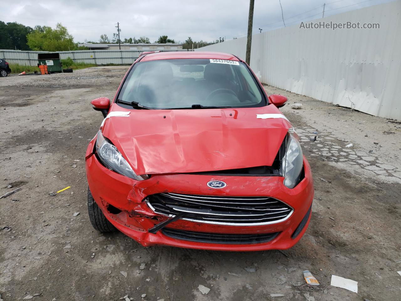 2015 Ford Fiesta Se Красный vin: 3FADP4EJ6FM204688