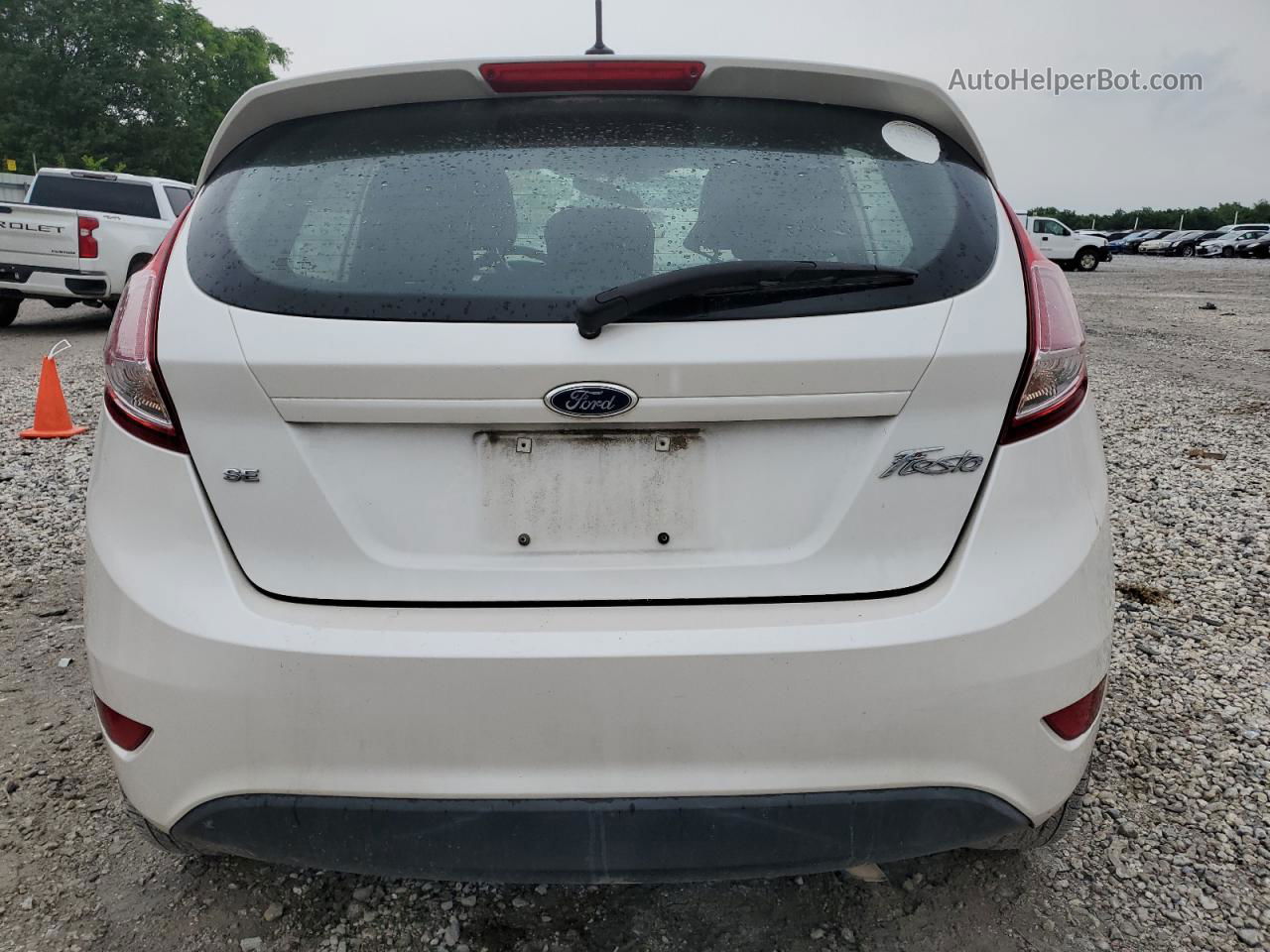 2016 Ford Fiesta Se White vin: 3FADP4EJ6GM139438