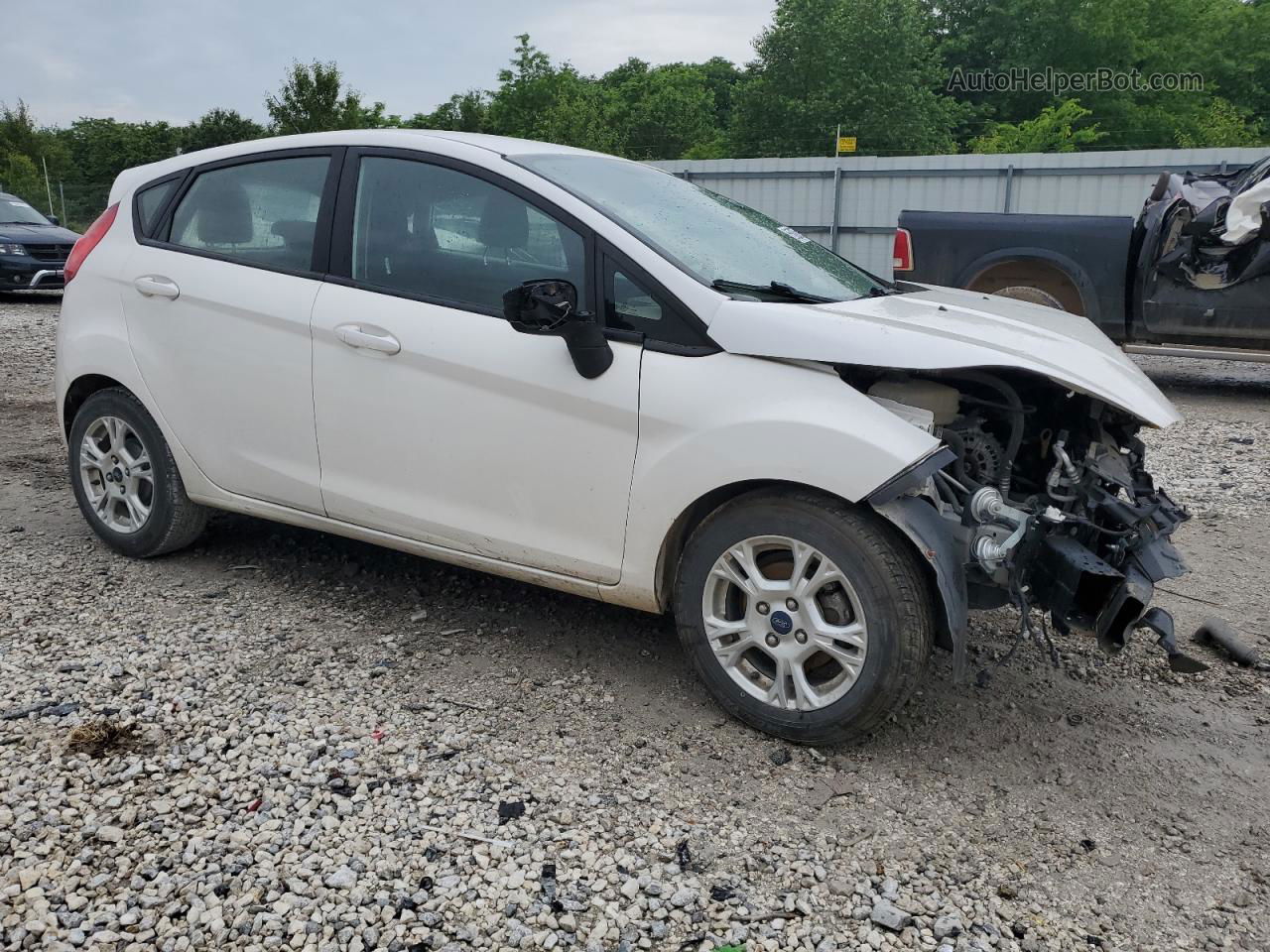 2016 Ford Fiesta Se White vin: 3FADP4EJ6GM139438