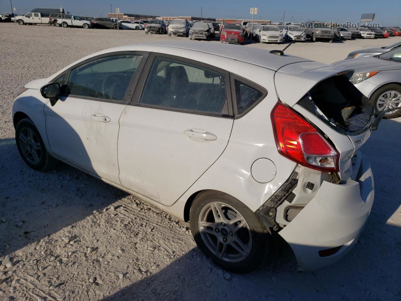 2019 Ford Fiesta Se White vin: 3FADP4EJ6KM148052