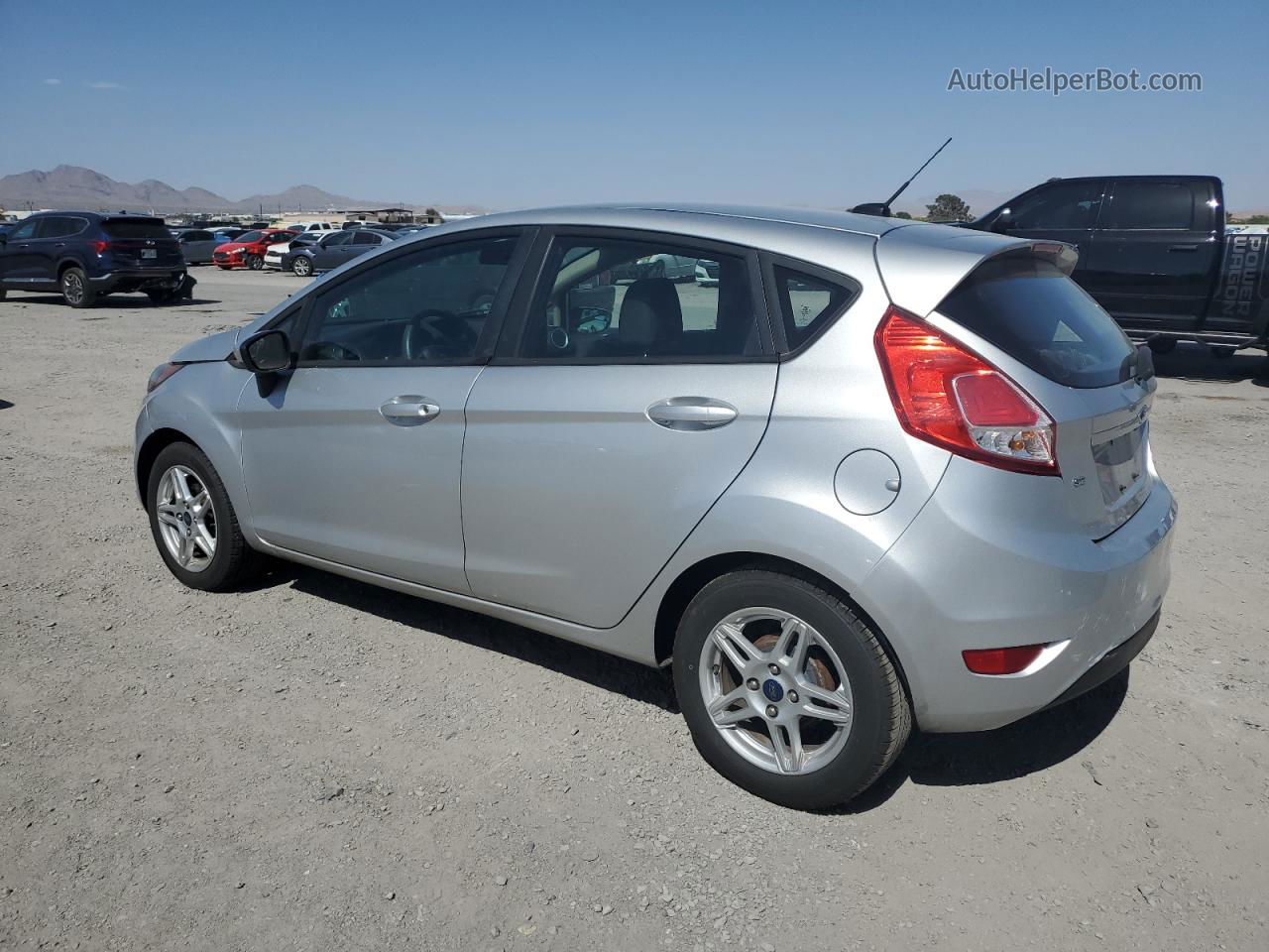 2019 Ford Fiesta Se Silver vin: 3FADP4EJ6KM157088