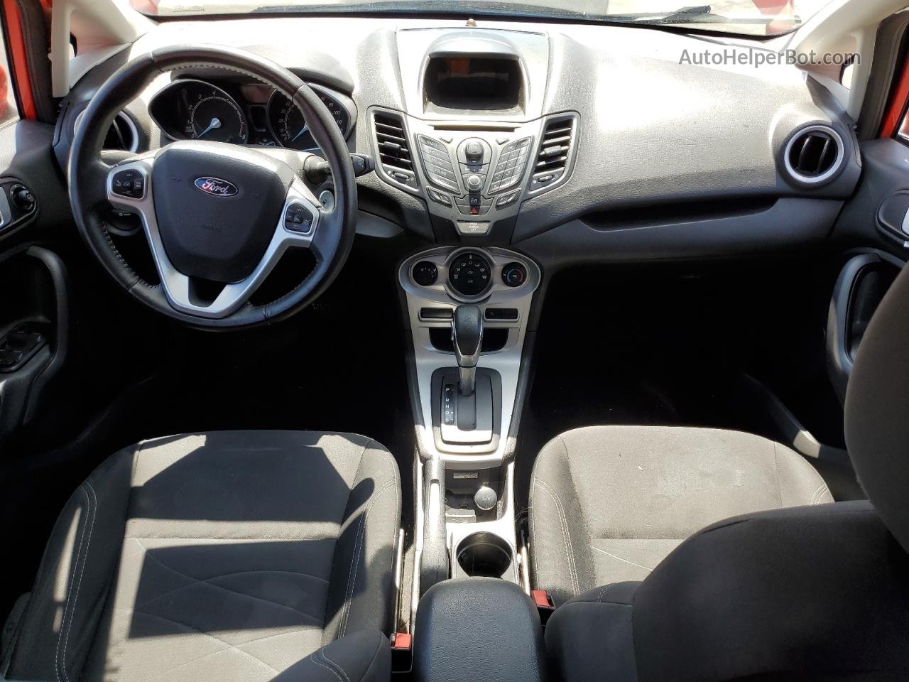 2015 Ford Fiesta Se Red vin: 3FADP4EJ7FM105331