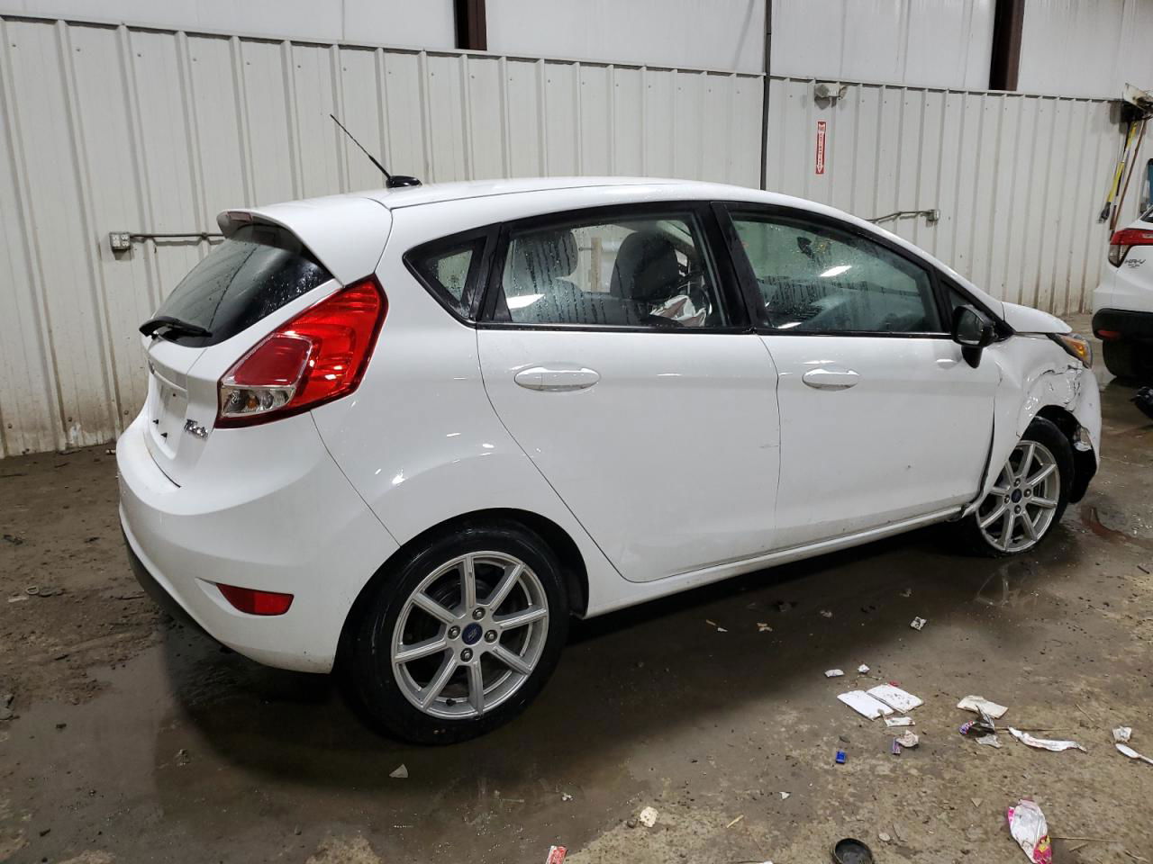 2015 Ford Fiesta Se White vin: 3FADP4EJ7FM207695