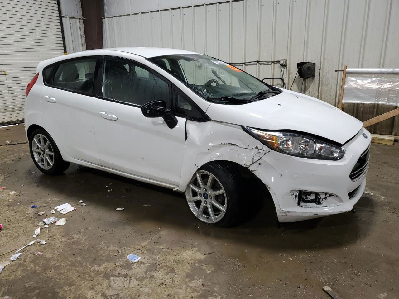 2015 Ford Fiesta Se White vin: 3FADP4EJ7FM207695