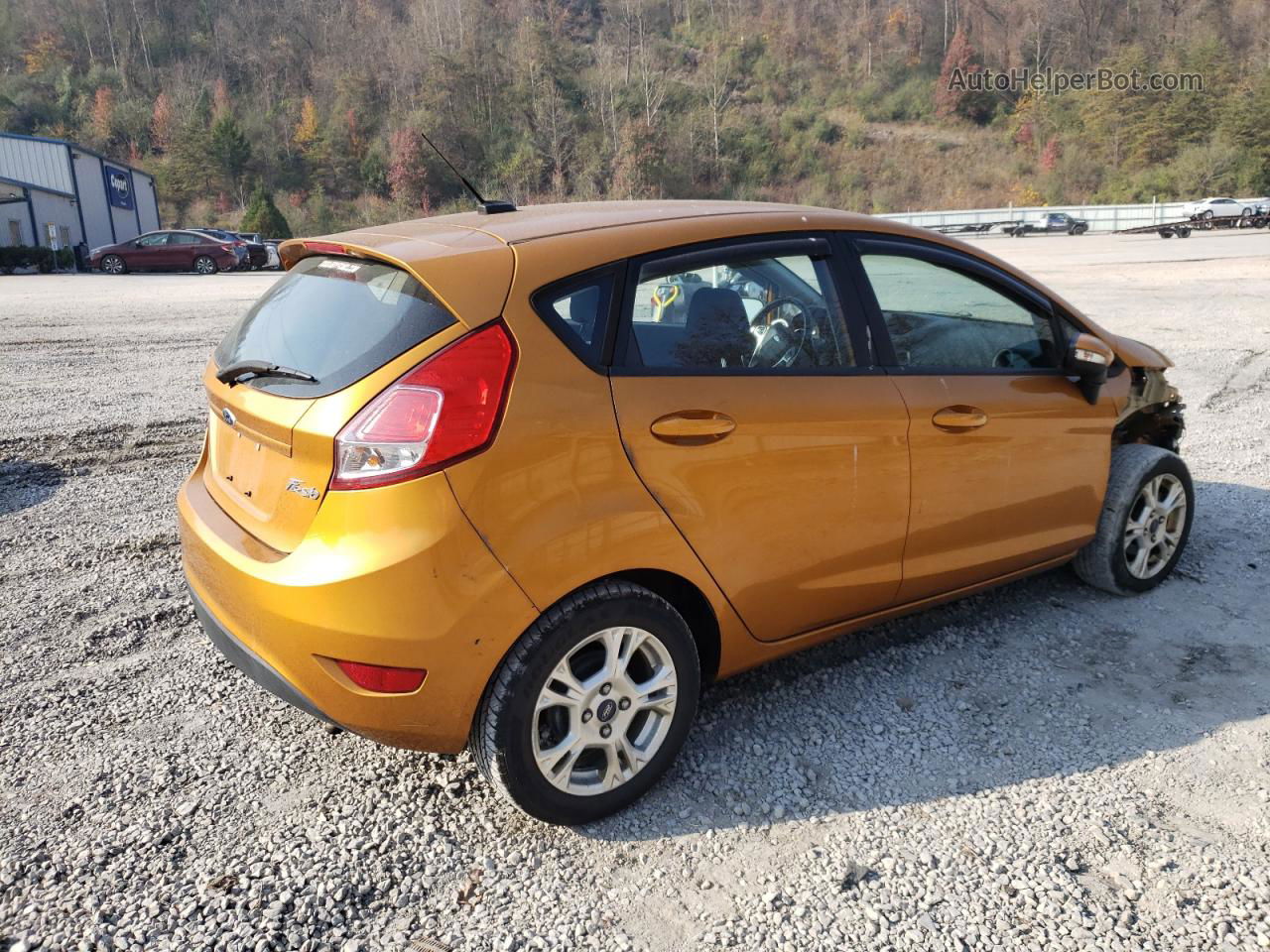 2016 Ford Fiesta Se Orange vin: 3FADP4EJ7GM160203