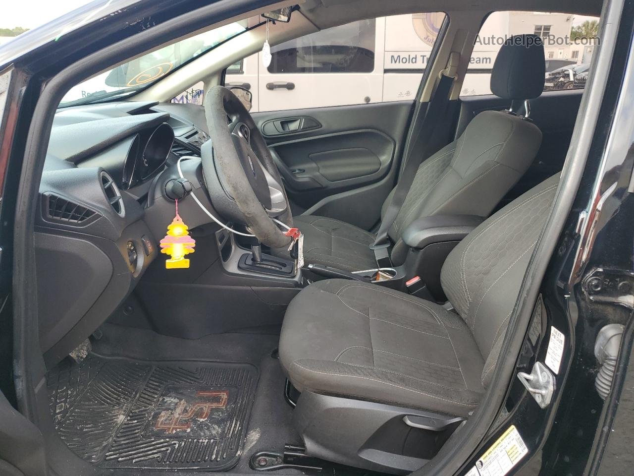 2019 Ford Fiesta Se Черный vin: 3FADP4EJ7KM112905