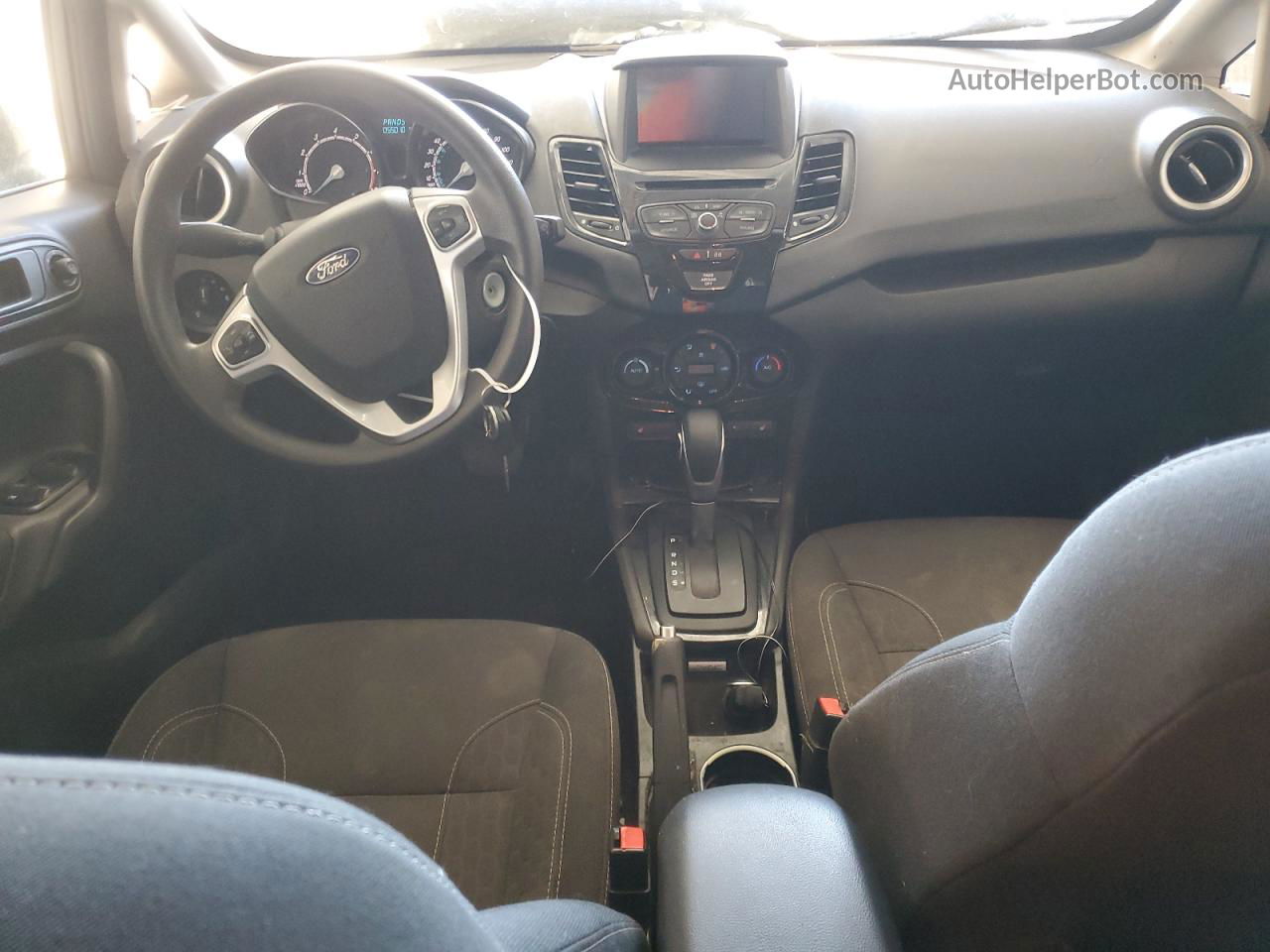 2019 Ford Fiesta Se Серый vin: 3FADP4EJ7KM164552