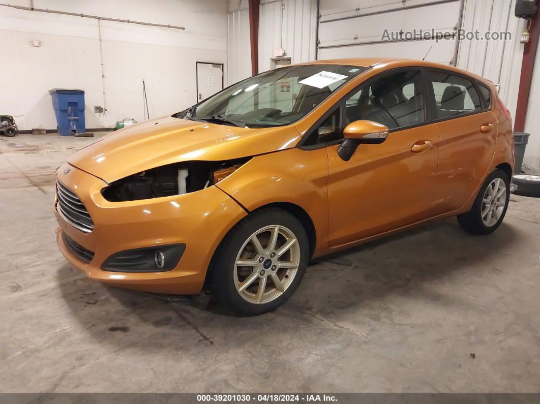 2016 Ford Fiesta Se Orange vin: 3FADP4EJ8GM165801