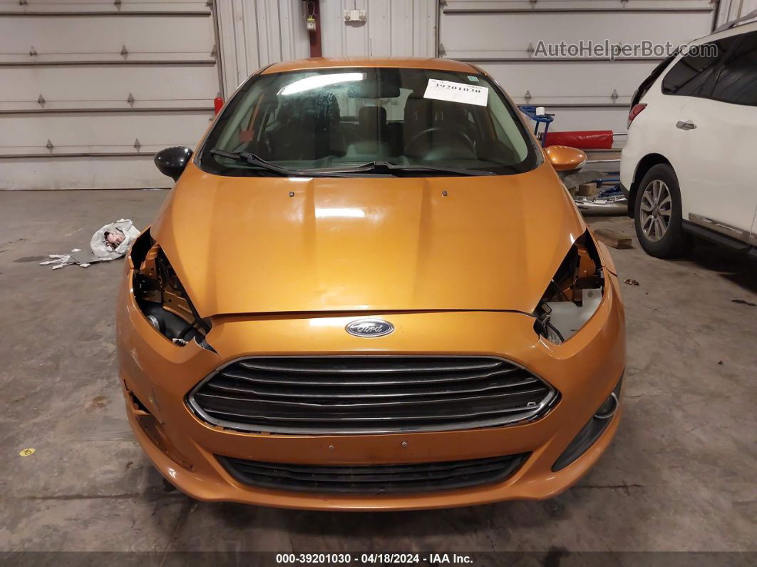 2016 Ford Fiesta Se Orange vin: 3FADP4EJ8GM165801