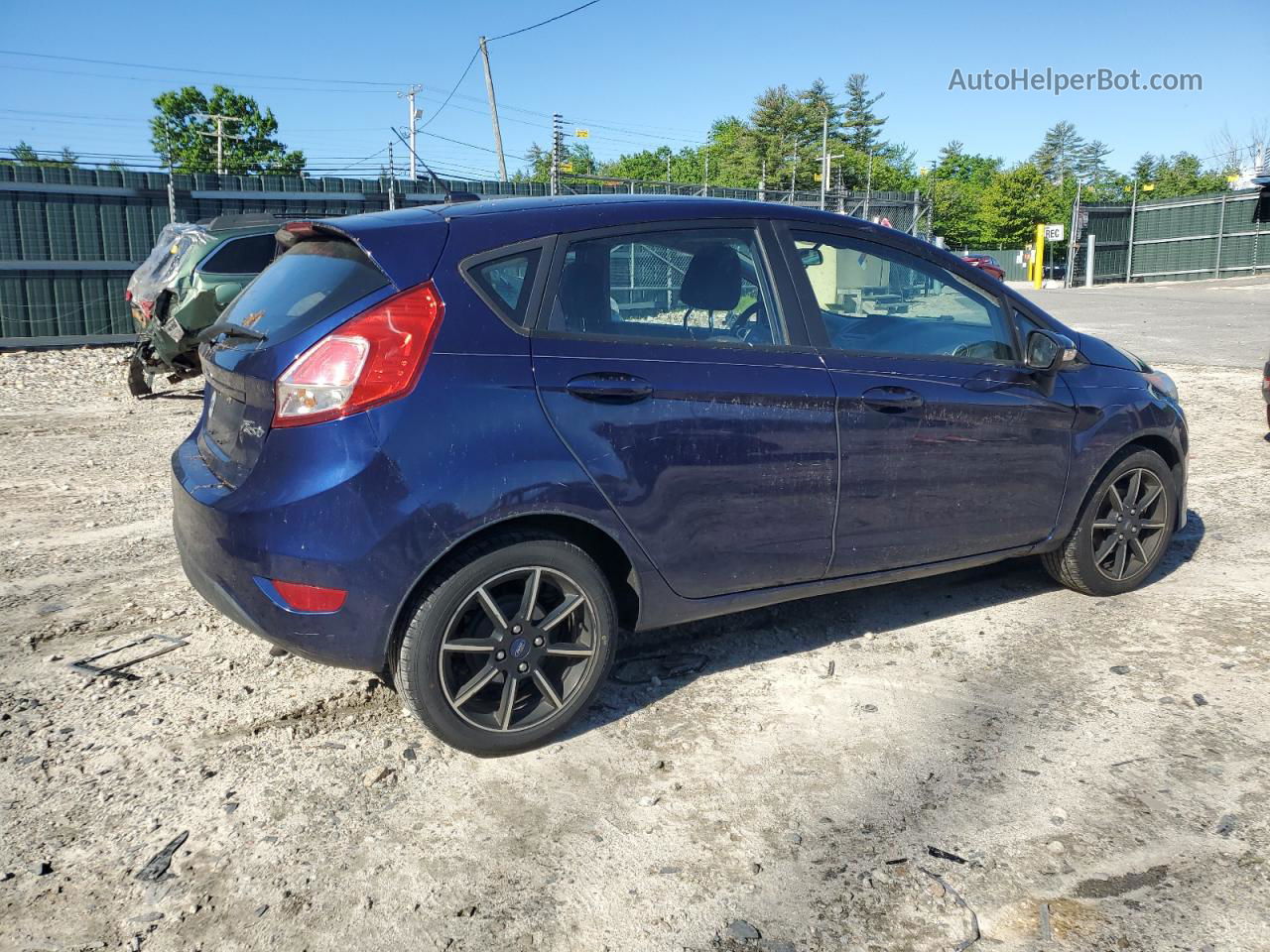 2016 Ford Fiesta Se Blue vin: 3FADP4EJ8GM192660