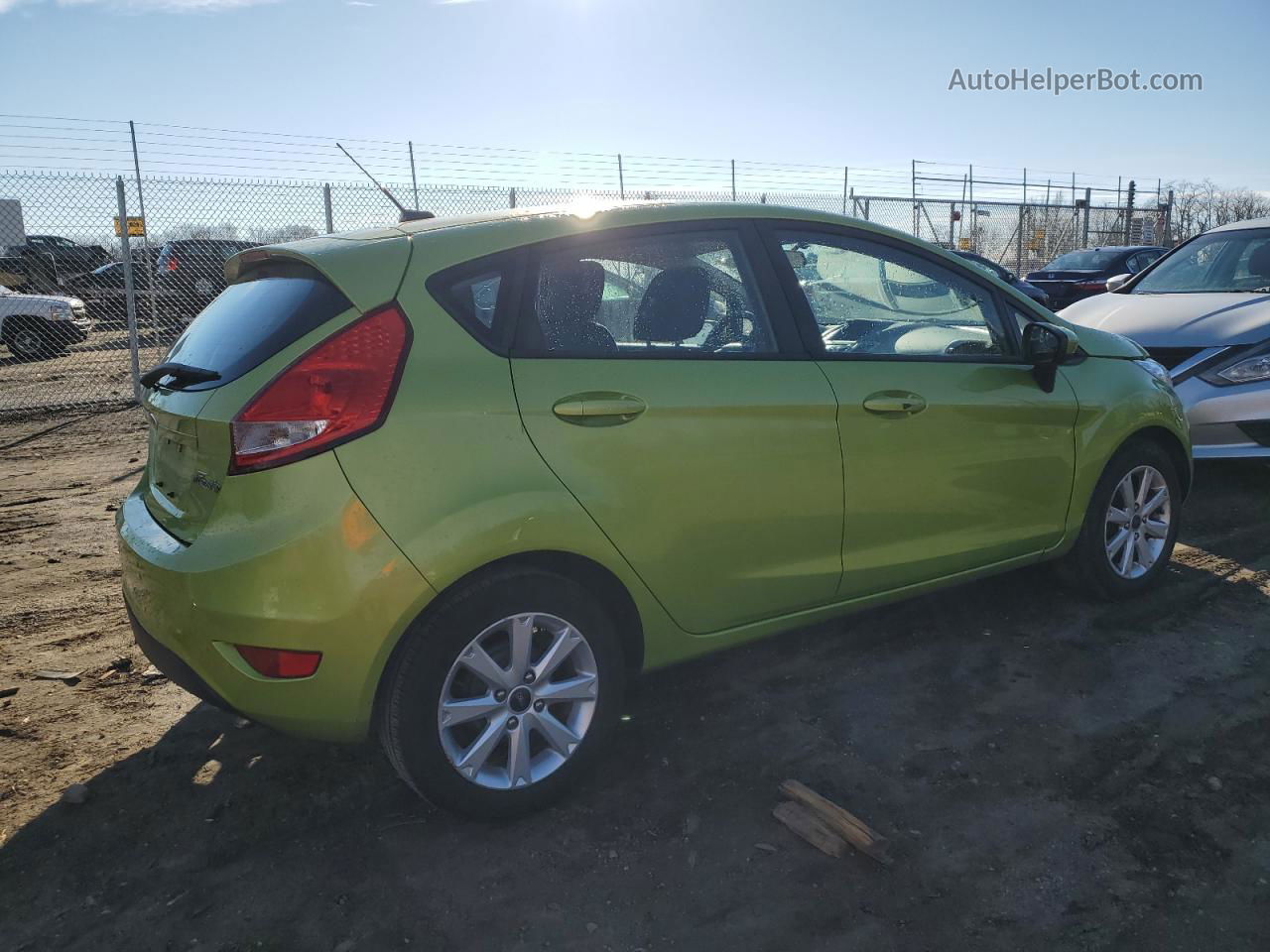 2011 Ford Fiesta Se Green vin: 3FADP4EJ9BM151012