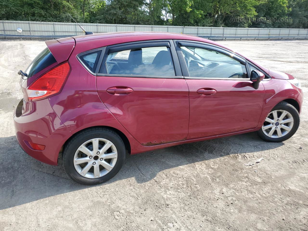 2011 Ford Fiesta Se Red vin: 3FADP4EJ9BM175732