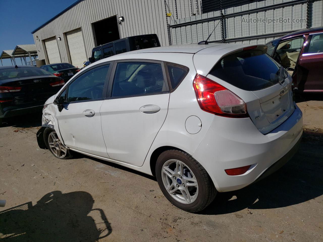 2017 Ford Fiesta Se White vin: 3FADP4EJ9HM119105