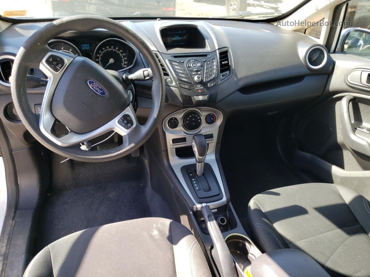 2017 Ford Fiesta Se White vin: 3FADP4EJ9HM119105