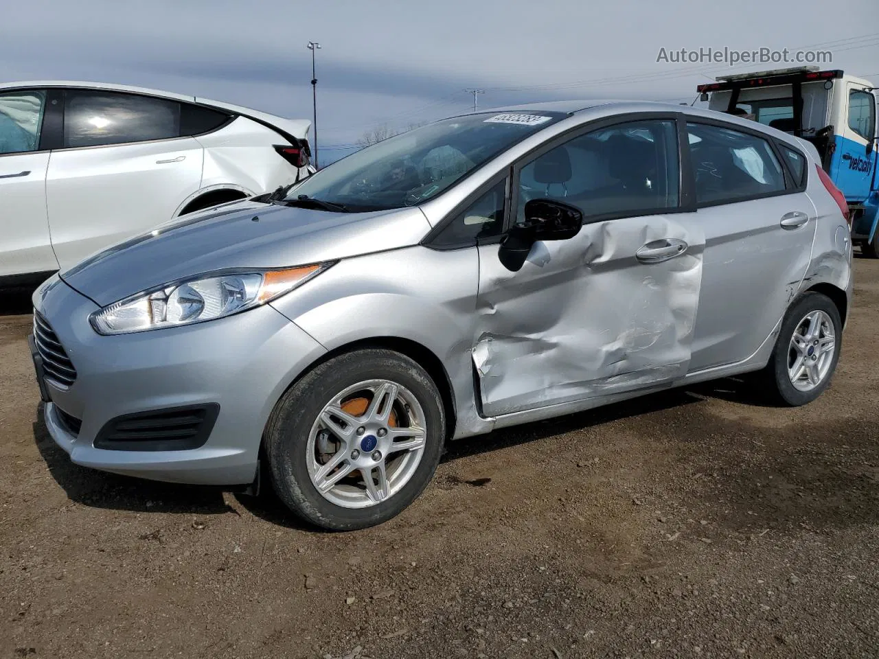 2017 Ford Fiesta Se Silver vin: 3FADP4EJ9HM119766