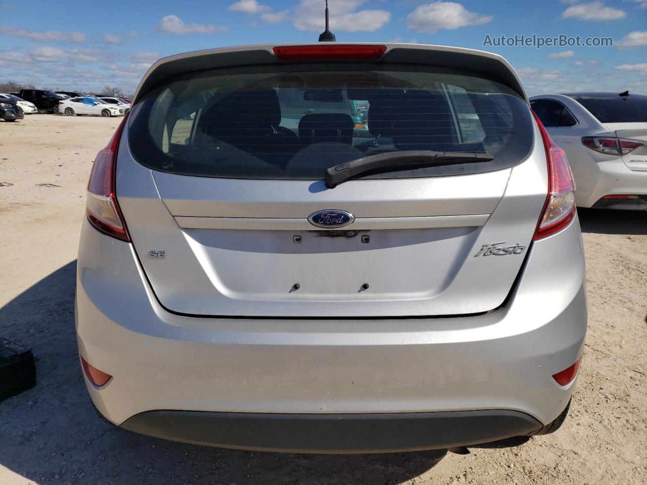 2019 Ford Fiesta Se Silver vin: 3FADP4EJ9KM143847