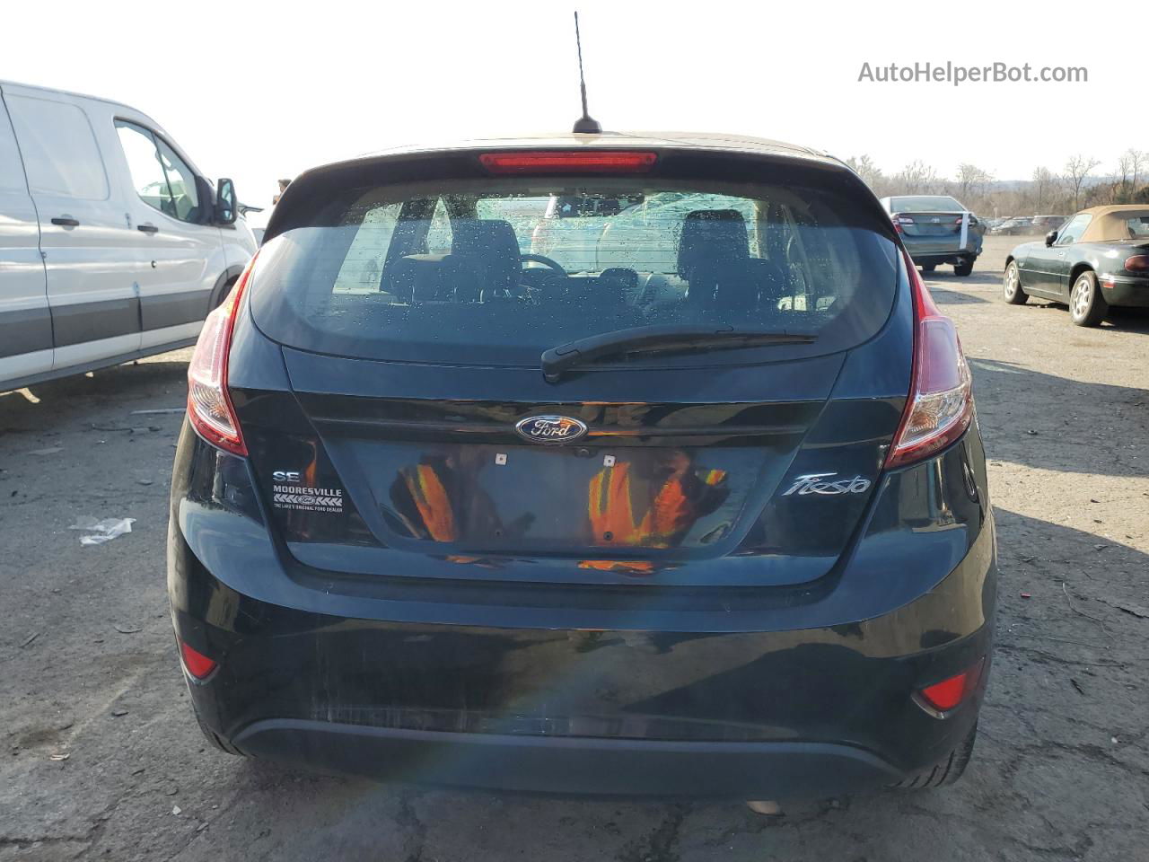 2019 Ford Fiesta Se Black vin: 3FADP4EJ9KM153083