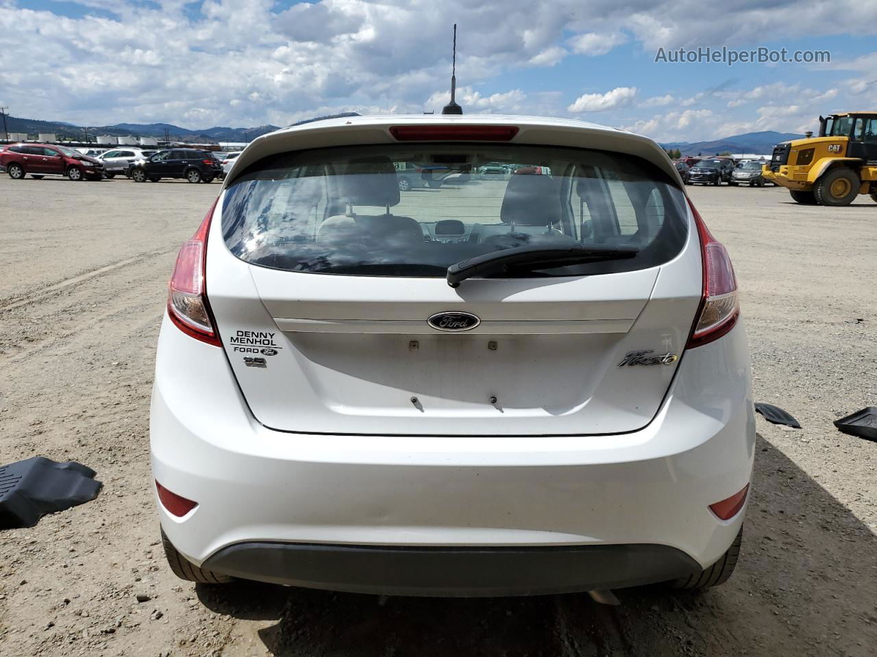 2015 Ford Fiesta Se Двухцветный vin: 3FADP4EJXFM110720