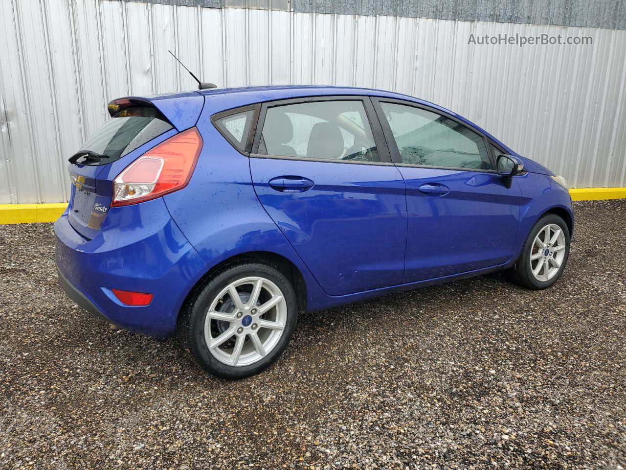 2015 Ford Fiesta Se Blue vin: 3FADP4EJXFM201003