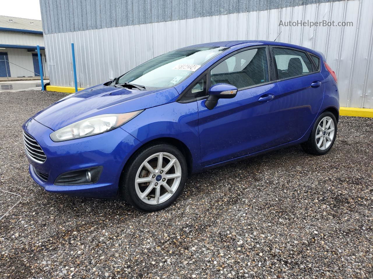 2015 Ford Fiesta Se Синий vin: 3FADP4EJXFM201003