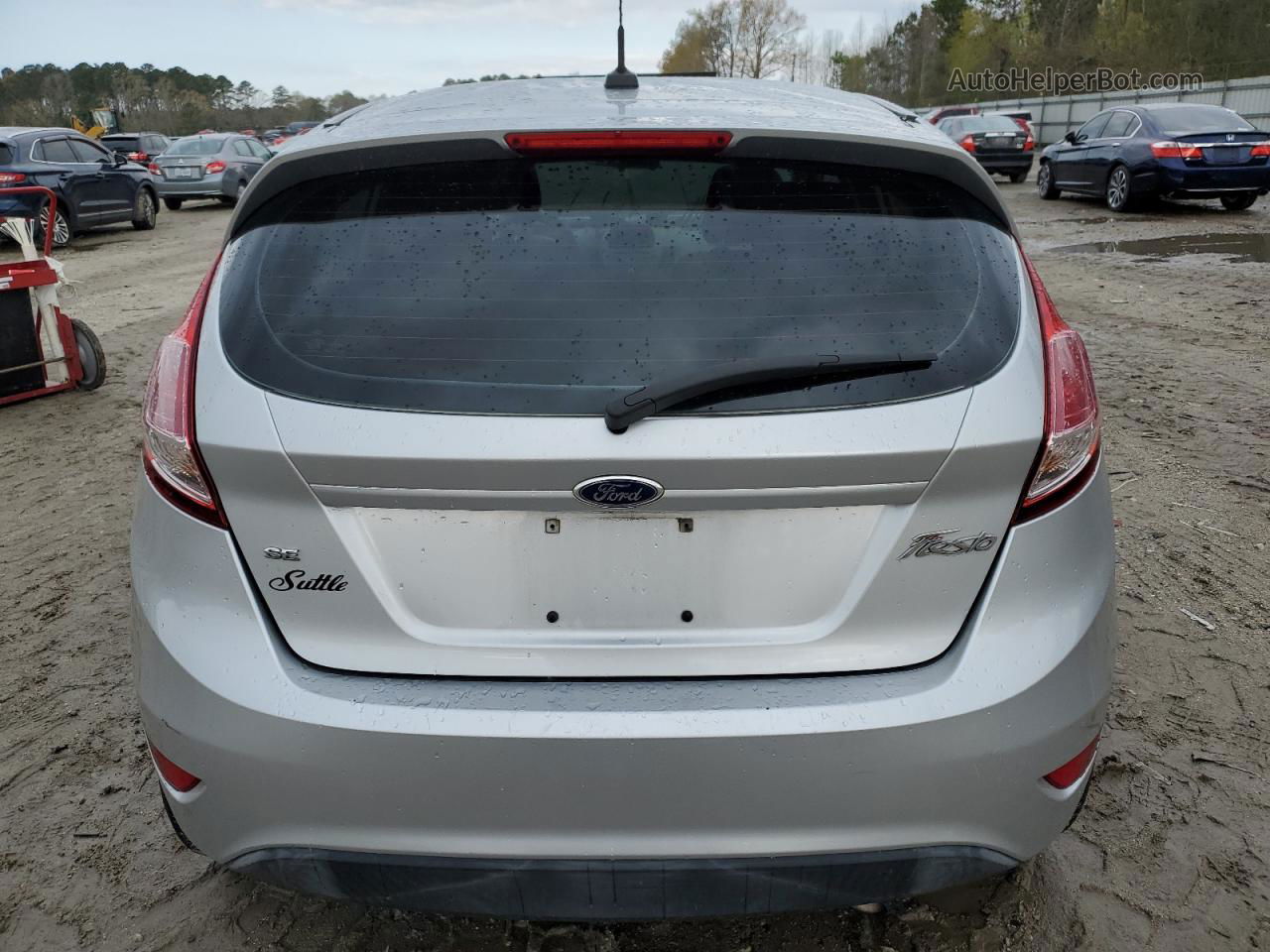 2015 Ford Fiesta Se Silver vin: 3FADP4EJXFM205049