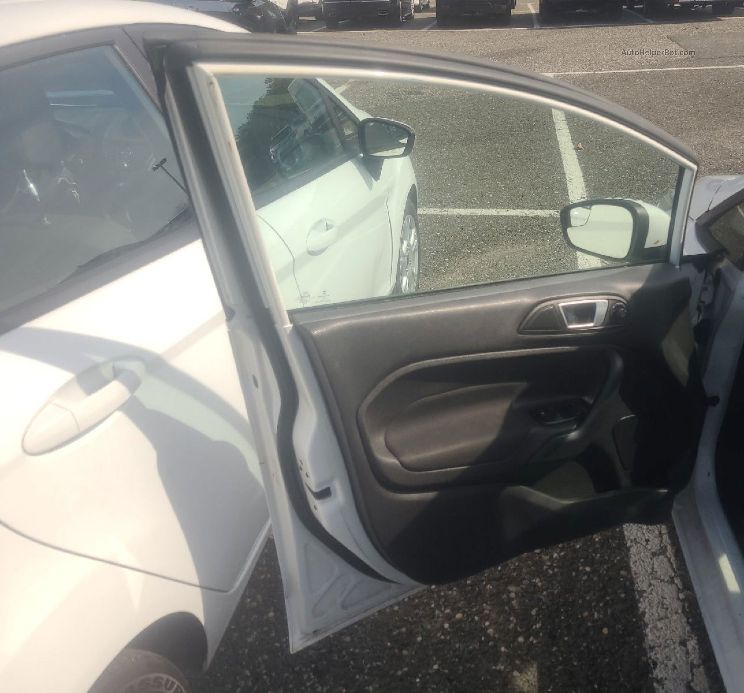 2015 Ford Fiesta Se vin: 3FADP4EJXFM222319